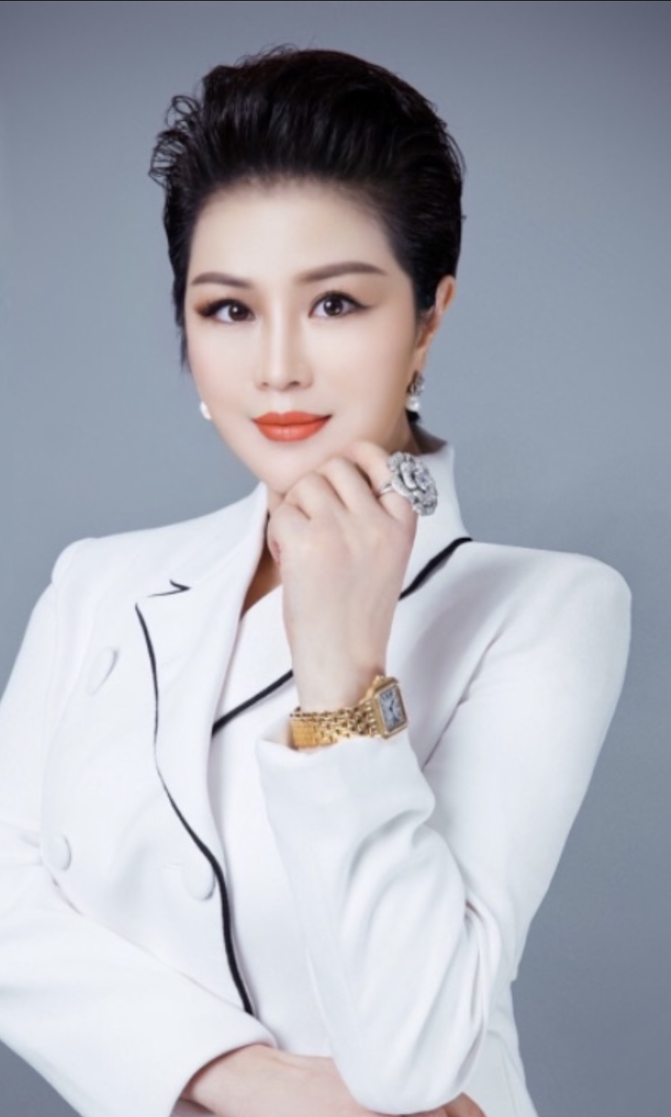 珀女王美妆抗衰传奇：御美东方，科技赋新